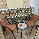Modern 2-bedroom Apartment *